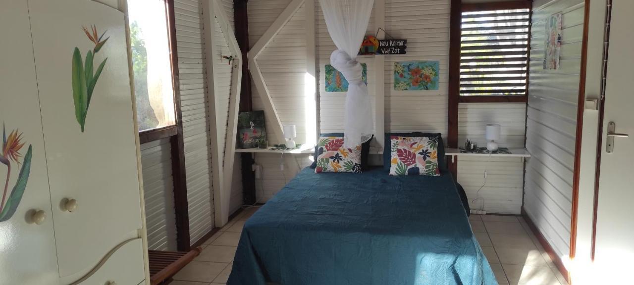 Bungalow Tout Confort Avec Piscine Partagee A 5 Mn De La Mer 圣弗朗索瓦 外观 照片